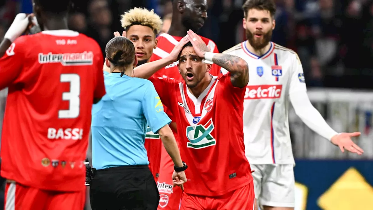 OL-Valenciennes: 'Ils peuvent me suspendre s’ils veulent', Knockaert dégoûté par l'arbitrage après la...