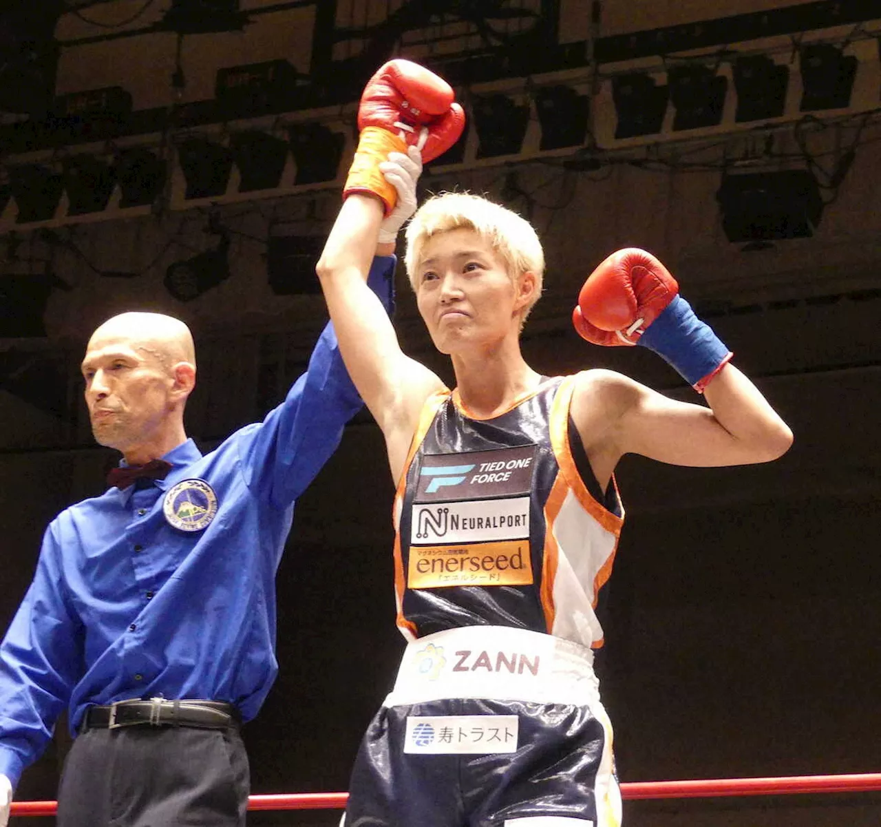 【ボクシング】アマ8冠・和田まどか プロデビュー戦で3回TKO勝ち 「頭一つ抜ける存在になりたい」