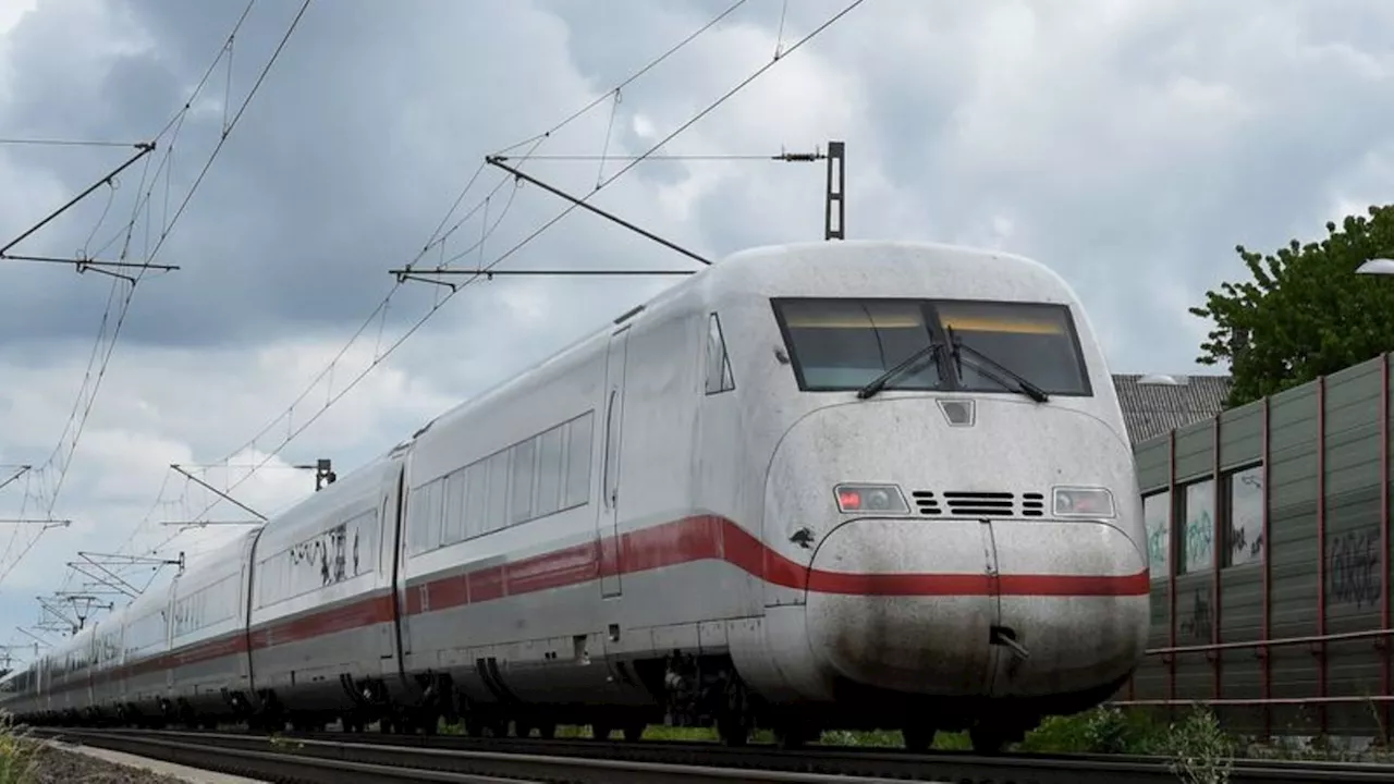 Verkehr: Bahnstrecke Bielefeld und Rheda-Wiedenbrück unterbrochen