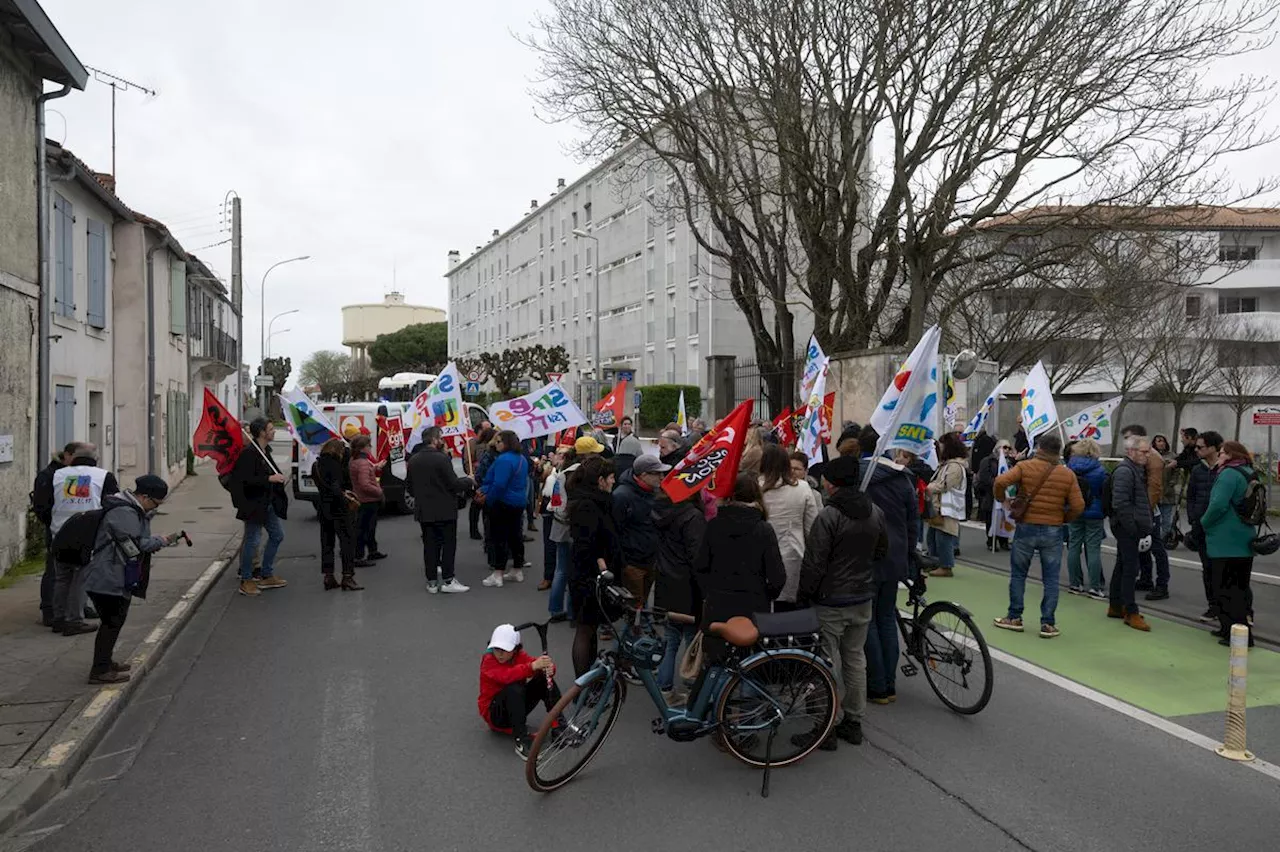 Charente-Maritime : une mobilisation des enseignants contre « le choc des savoirs »