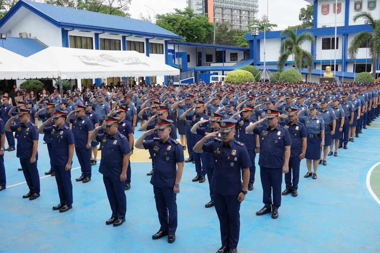 New PNP Chief Warns Police Against Using Cell Phones on Duty