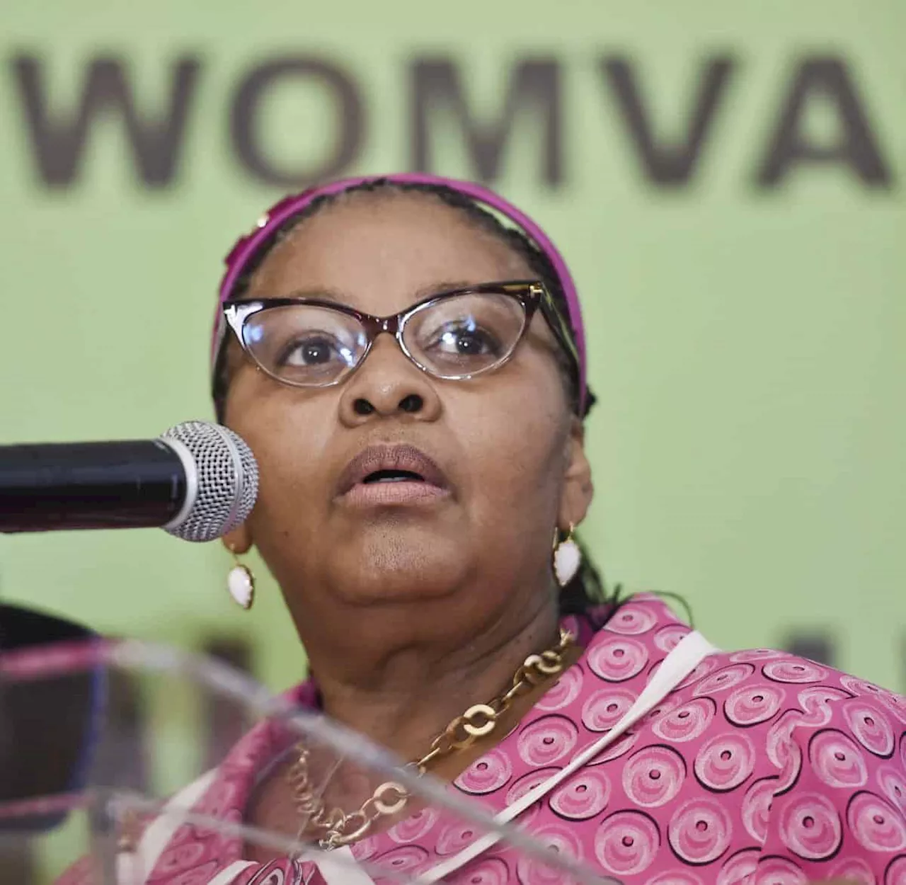 Calls intensify for Mapisa-Nqakula to hand herself to police