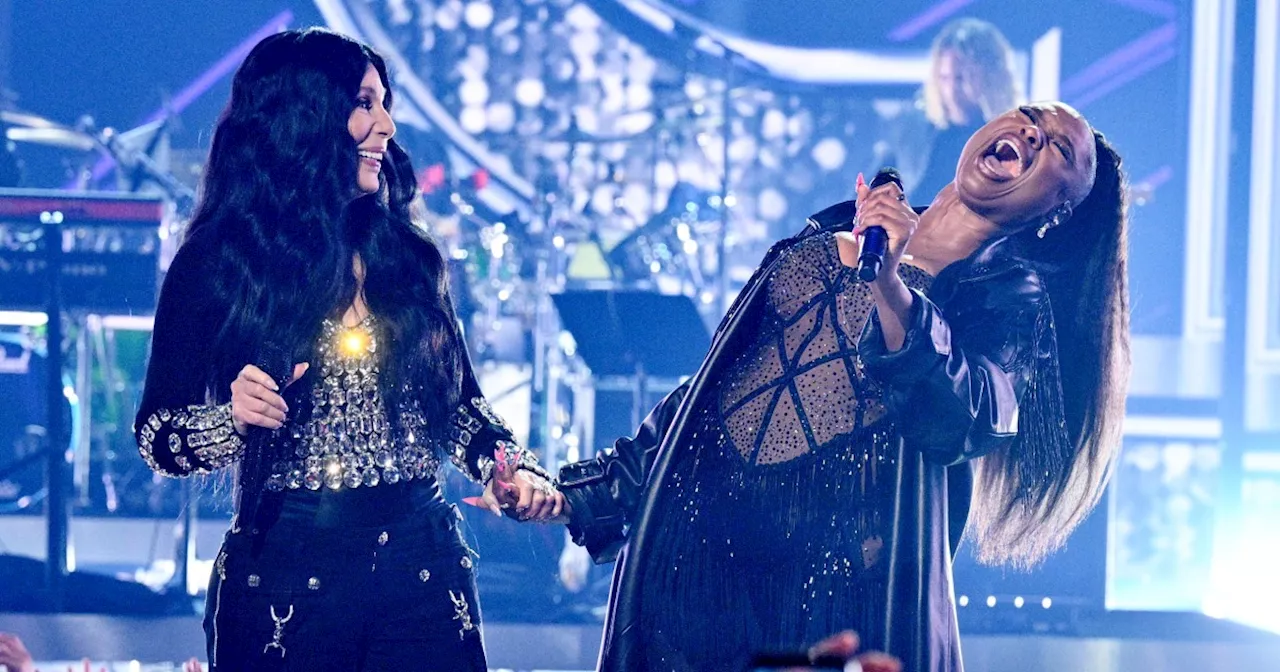 Jennifer Hudson Sings Impressive ‘Believe’ Duet With Cher At IHeartRadio Music Awards