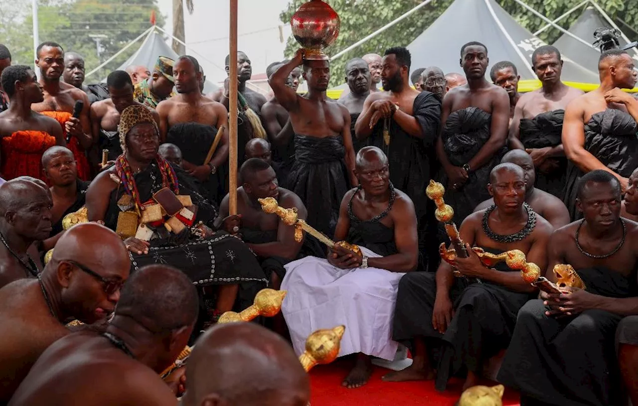 Décolonisation : Le Royaume-Uni rend temporairement au Ghana des trésors volés du royaume Ashanti