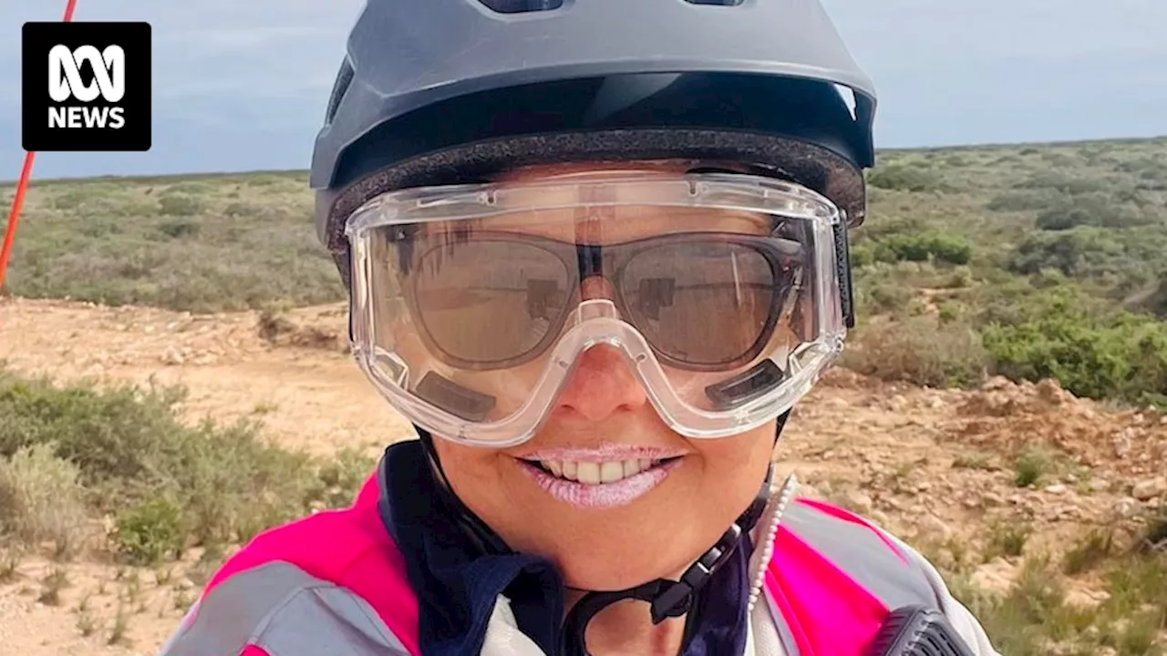 Cyclist reconsiders crossing Nullabor Plain for charity mid-journey after Eyre Highway death