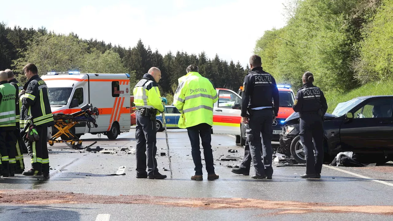 Trossingen: Mann stirbt bei Frontal-Unfall – Kind in Lebensgefahr