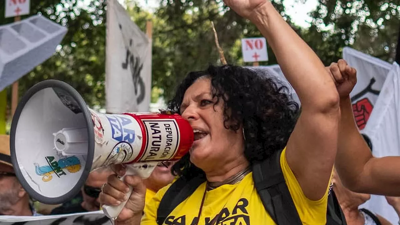 Thousands of Canary Islanders protest against mass tourism