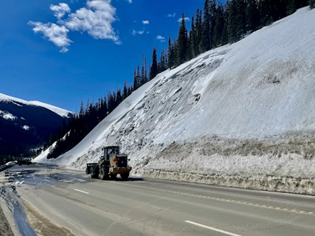 One killed, two injured in crash on Berthoud Pass, U.S. 40 closed