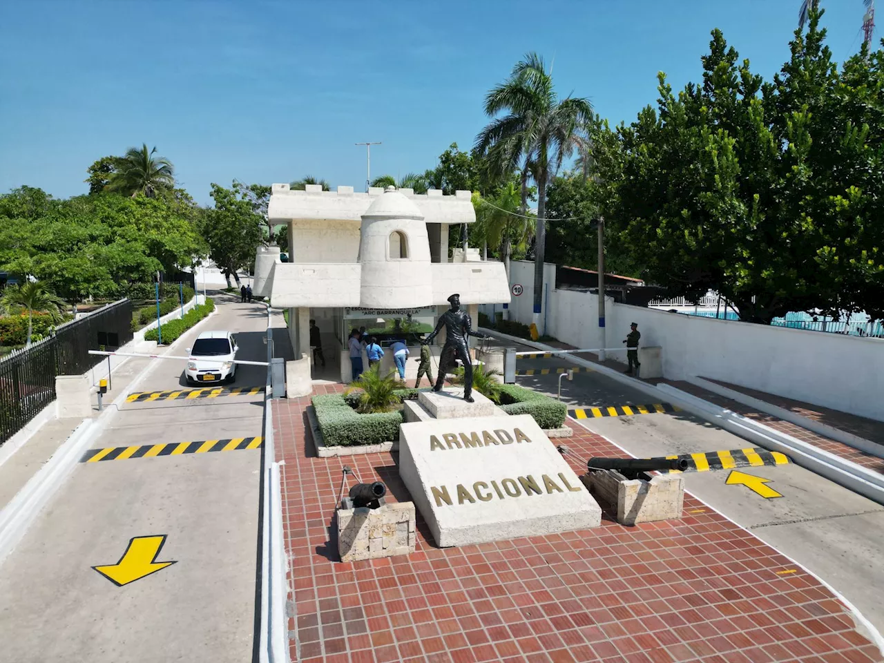 Acreditación En Alta Calidad: Escuela Naval ARC Barranquilla: 90 años ...