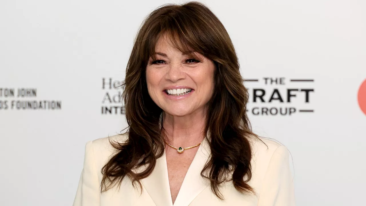 Valerie Bertinelli quotes Taylor Swift lyrics while introducing boyfriend Mike Goodnough on Instagram