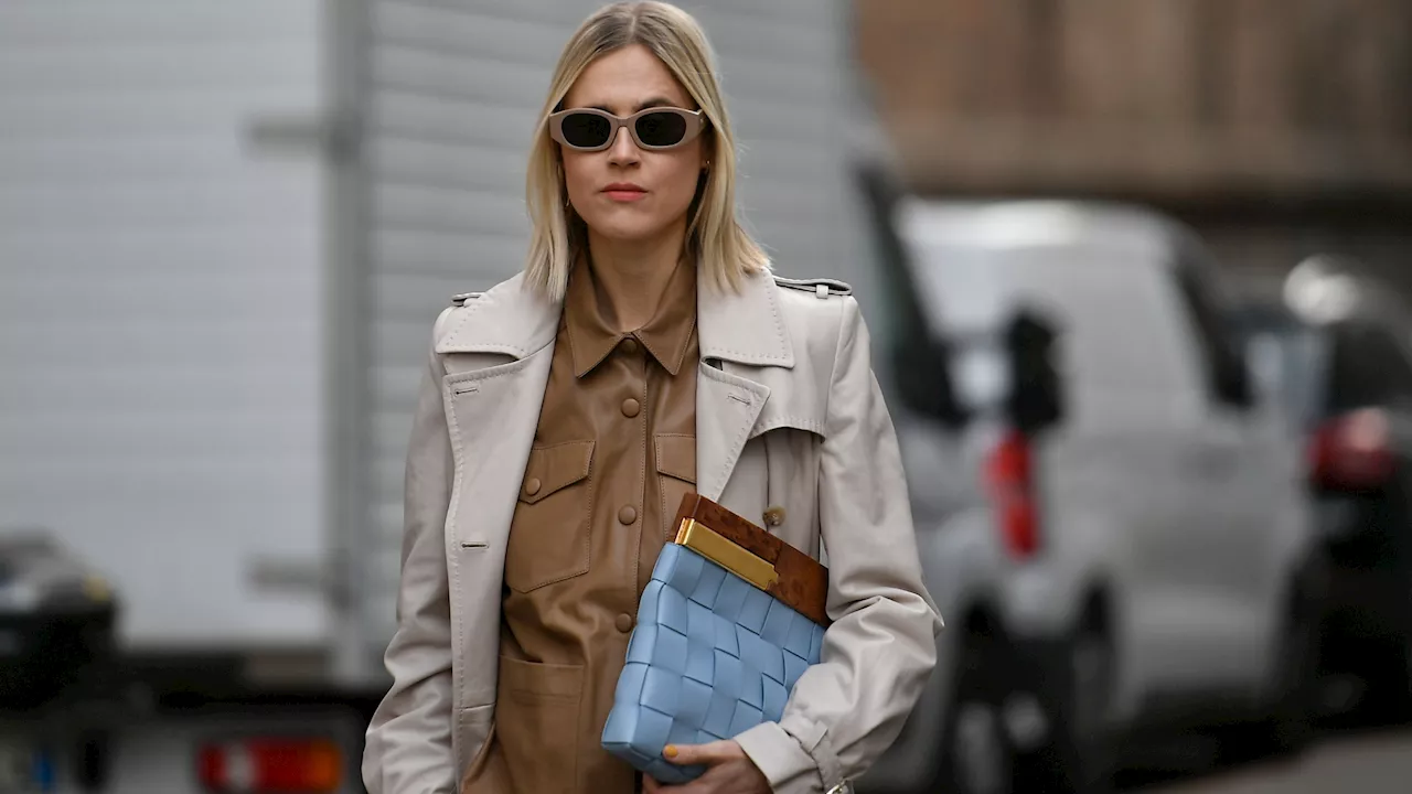 Exit le trench beige chic mais ennuyeux, voici le manteau qui obsède les modeuses ce printemps