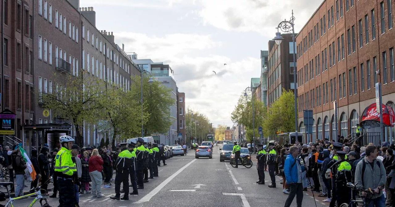 Anti-immigration rally and counter-protest at International Protection Office pass off peacefully