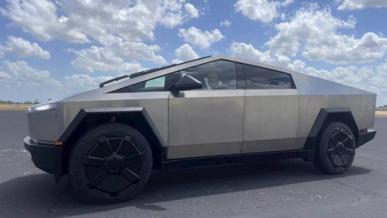 Tesla Cybertruck में आई ये बड़ी दिक्कत, कंपनी ने वापस बुलाए सभी मॉडल; अब फ्री में बनाकर देना होगा