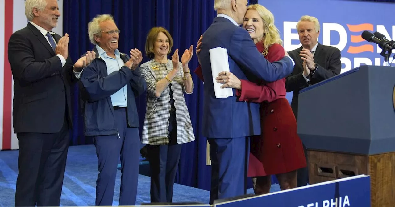 Familia Kennedy respalda a Biden en intento de hundir la candidatura de RFK Jr.