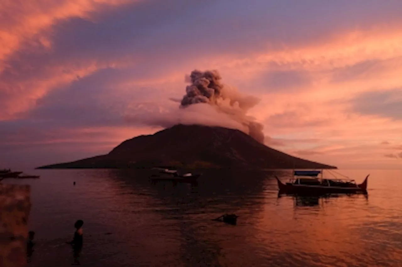 Mount Ruang eruption: No cause to wear face mask in Sabah, says state health director