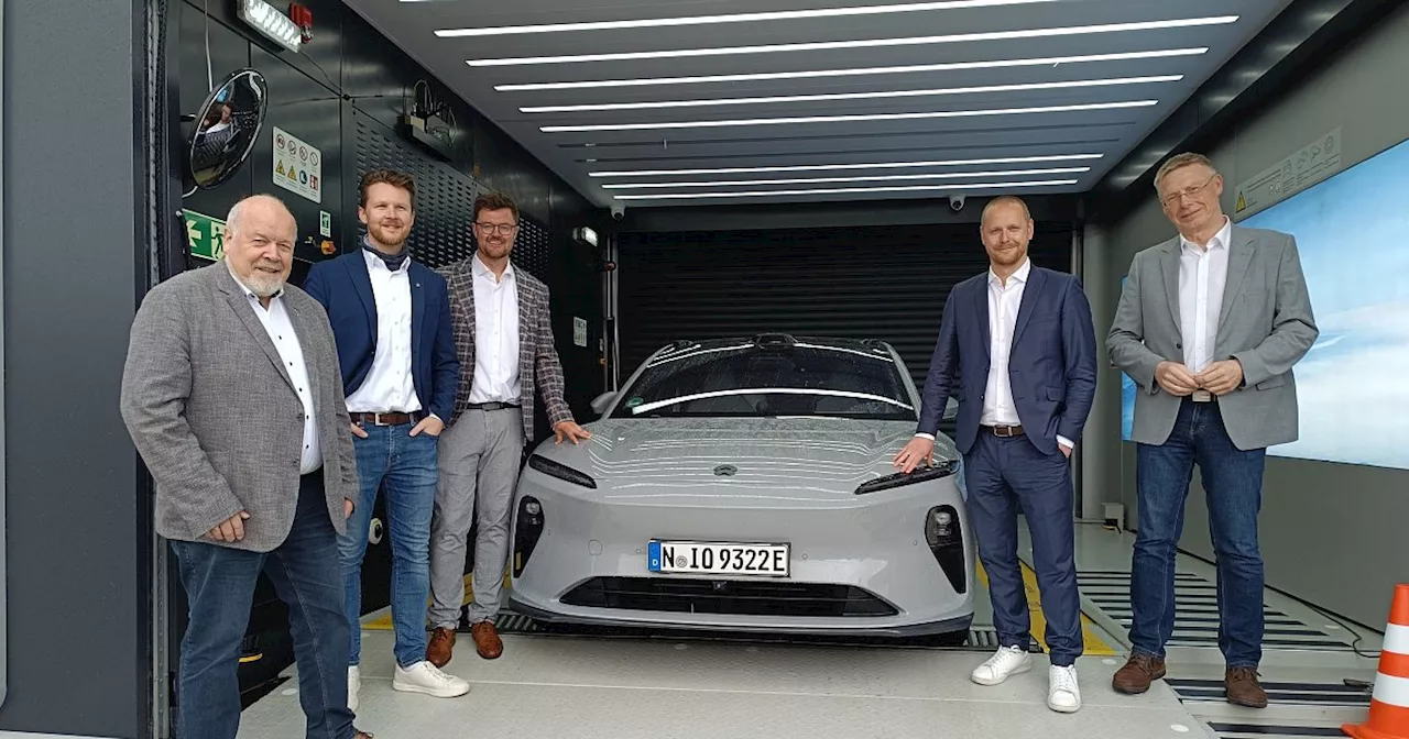 Chinesischer Autobauer bringt innovativen Service für E-Autos in den Kreis Herford