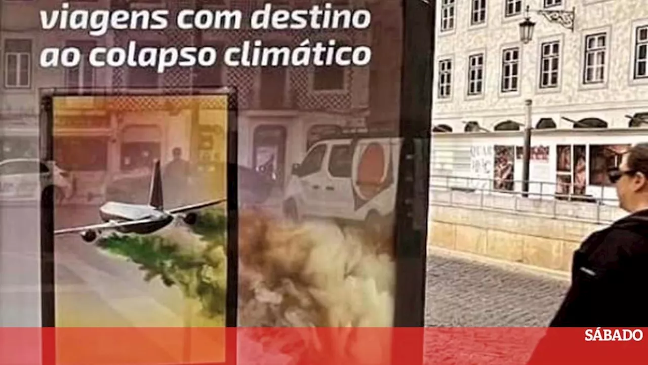 Climáximo substitui cartazes na Baixa de Lisboa em protesto contra os combustíveis fósseis