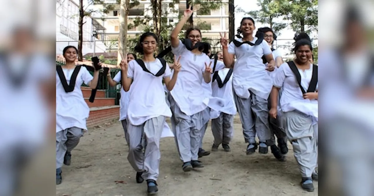 यूपी बोर्ड में पास बच्चों को ऐसे दें बधाई, मोबाइल पर भेजें ये खास मैसेज