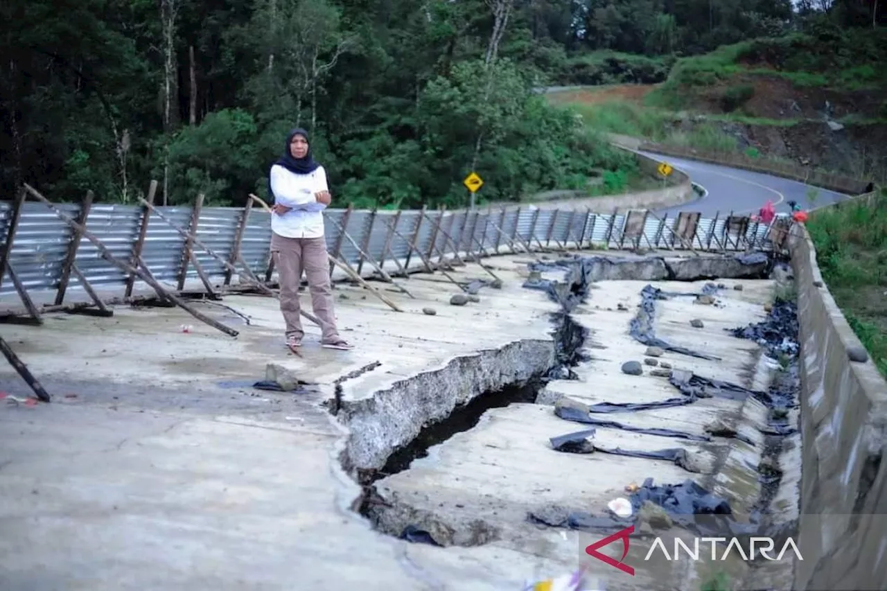 Pemkab Nagan Raya laporkan kerusakan jalan nasional ke BPJN Aceh