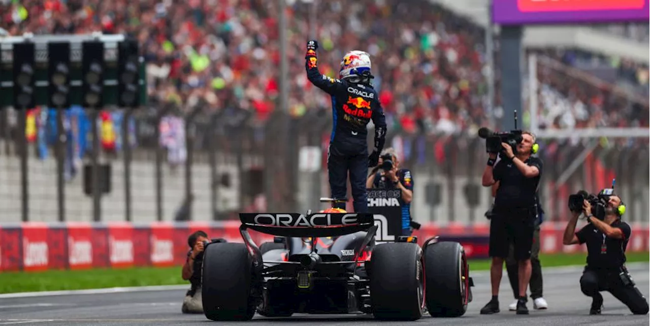 Max Verstappen Cruises to F1 Chinese Grand Prix Victory to Add to Eye-Popping Run