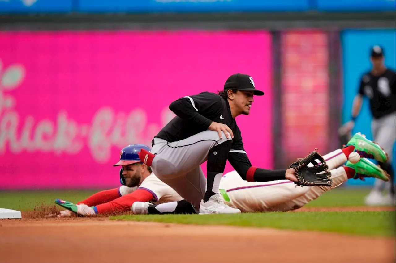 Chicago White Sox extend worst start in franchise history — 3-18 — with 8-2 loss to Philadelphia Phillies