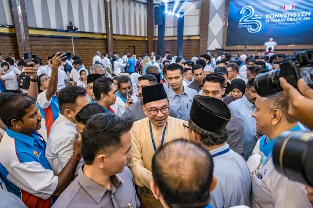 Anwar says unity govt stable and strong