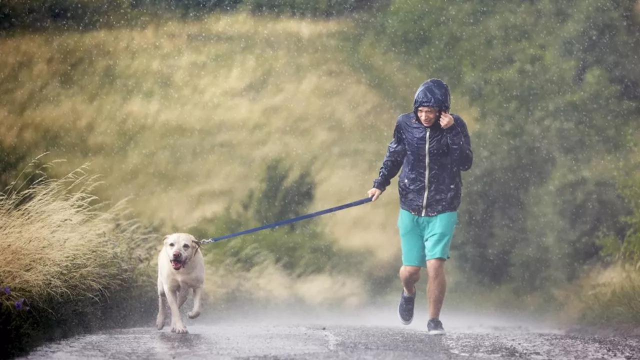 Previsioni meteo: la settimana inizia con neve e grandine, ma dal 25 Aprile cambia tutto