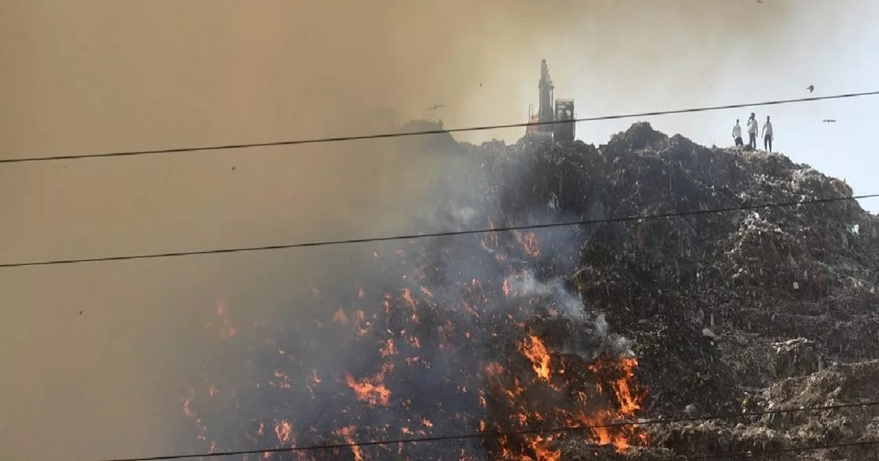 Ghazipur Landfill Fire: गाजीपुर ‘लैंडफिल’ में लगी भीषण आग, ऊंचाई कुतुब मीनार से मात्र 8 कम, BJP ने AAP सरका...