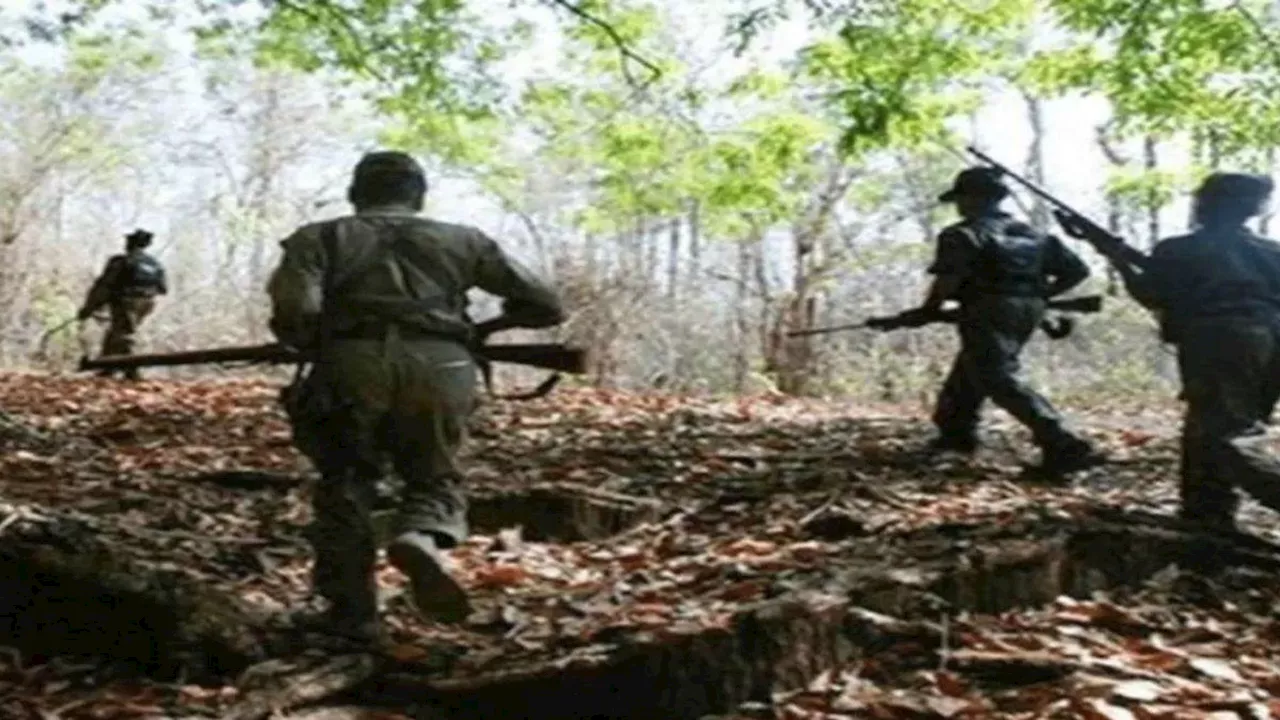 Naxal Encounter: बीजापुर में नक्सलियों के खिलाफ पुलिस का बड़ा एक्शन, मुठभेड़ में एक को किया ढेर