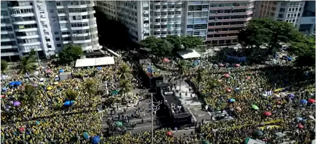 Ato em Copacabana tem falas de Bolsonaro, Valdemar, Braga Netto e Michelle; saiba mais