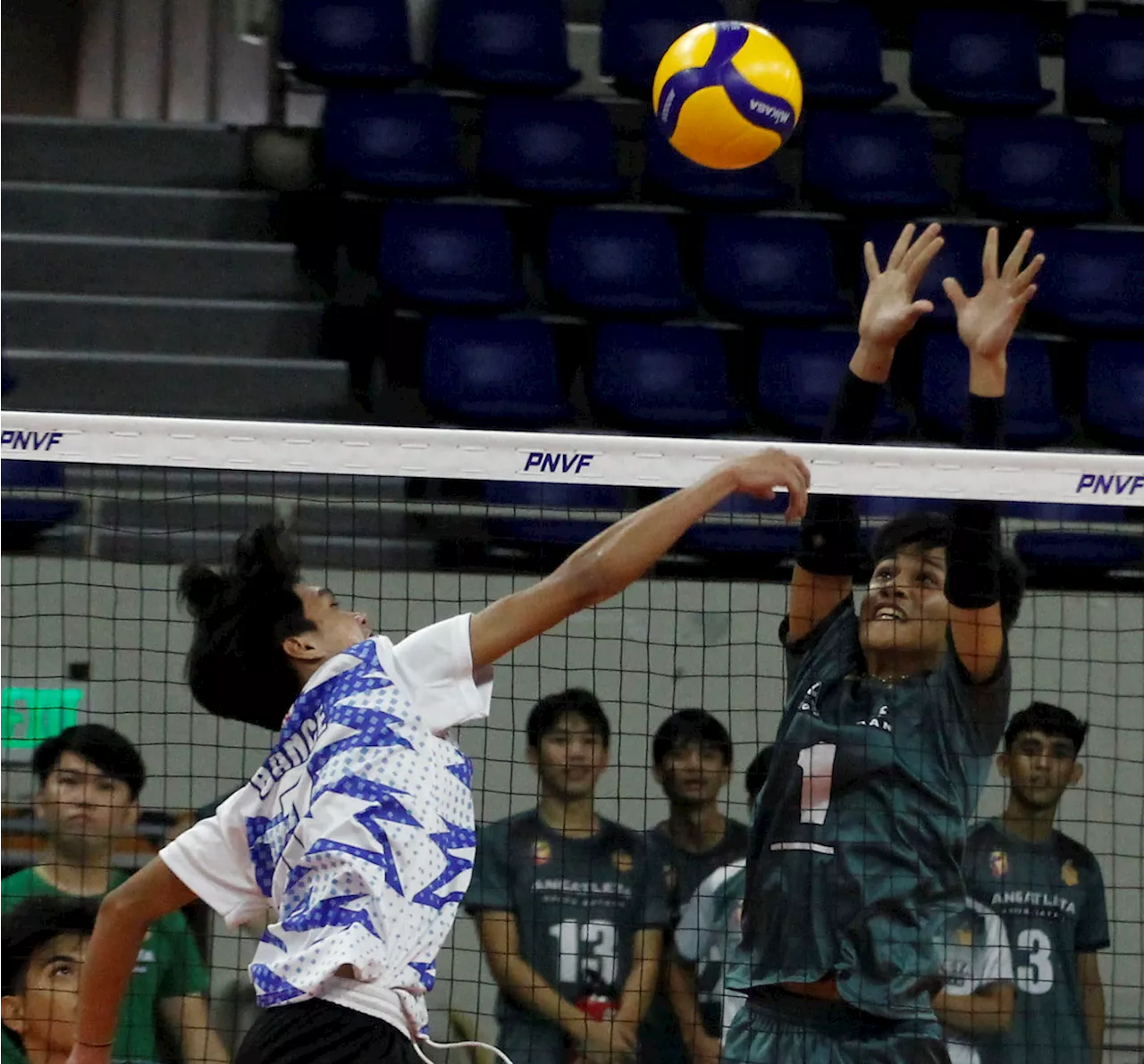 Angatleta Bataan, VNS-Savouge forge semifinal duel in PNVF U-18 Championship