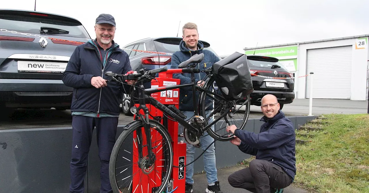 Neue Fahrrad-Reparaturstation im Gewerbegebiet in Spenge