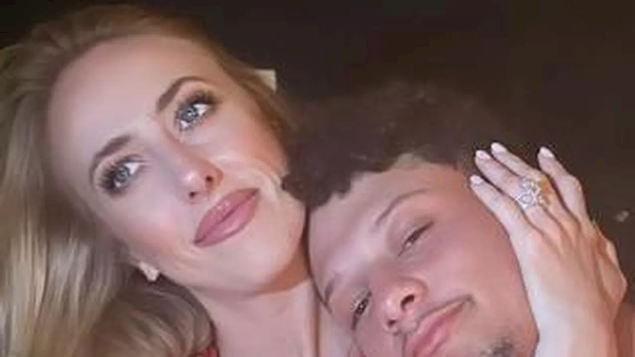 Patrick Mahomes und Brittany zeigen sich verliebt auf Date