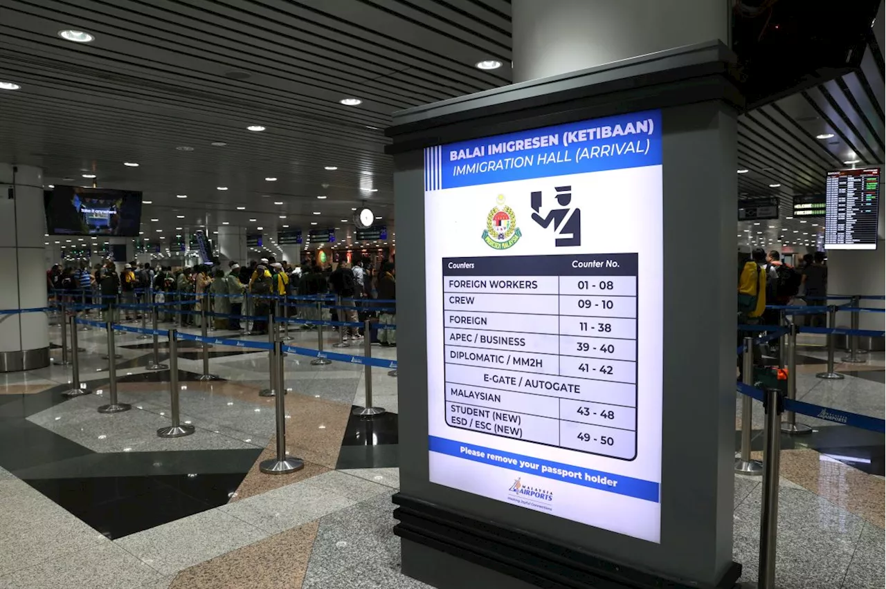 Touts extorting money at KLIA