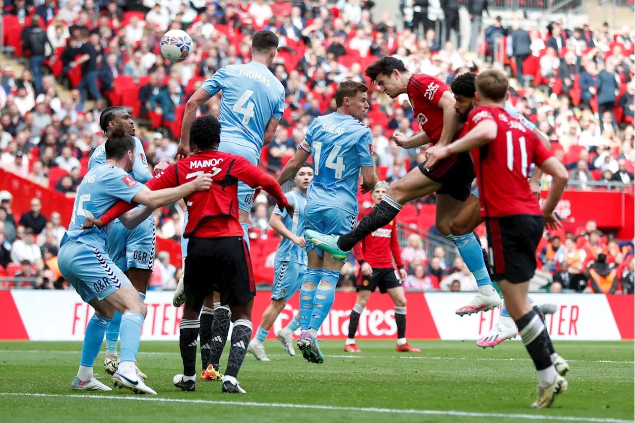 Man United hampir dikejutkan sebelum mara ke final Piala FA