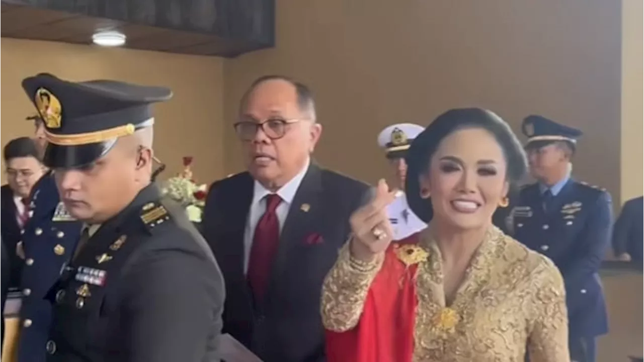 Jadi Anggota DPR Sekaligus IRT, Begini Kris Dayanti Meneladani Sosok Kartini