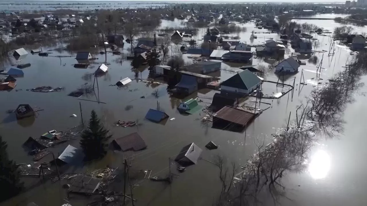 Floods continue to inundate Russia's Siberian south