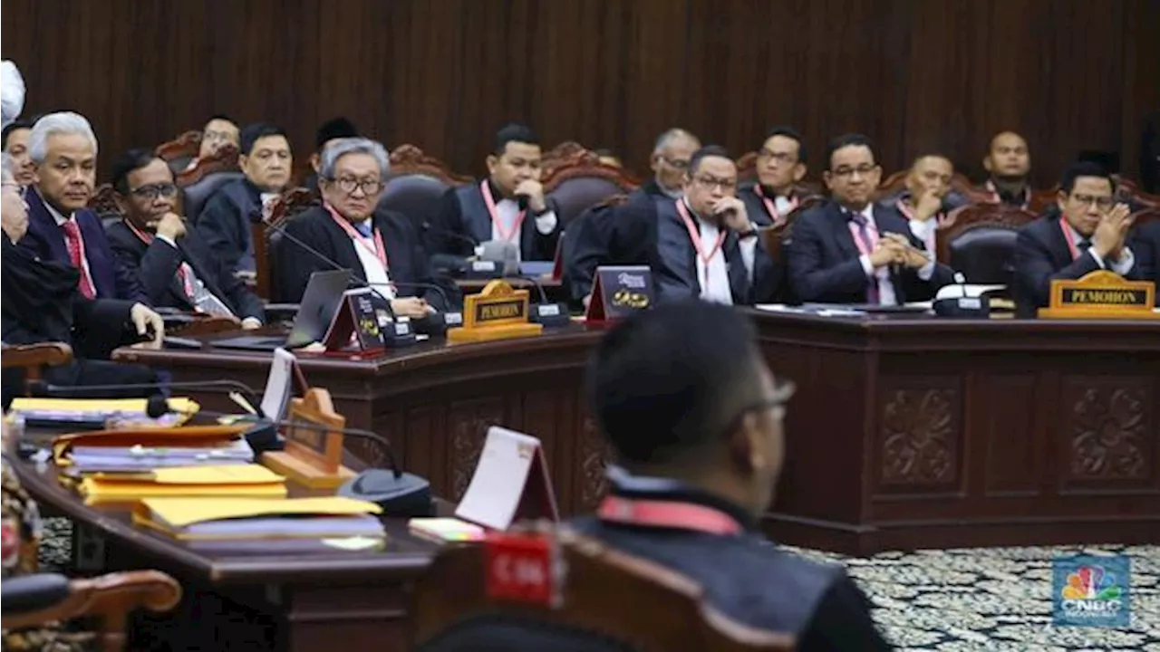 Detik-Detik Ganjar-Mahfud & Anies-Muhaimin Hadir di Sidang Putusan MK