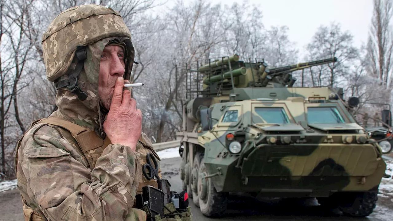 Ministry of Defence gives Ukrainian soldiers free cigarettes - despite Rishi Sunak's controversial...