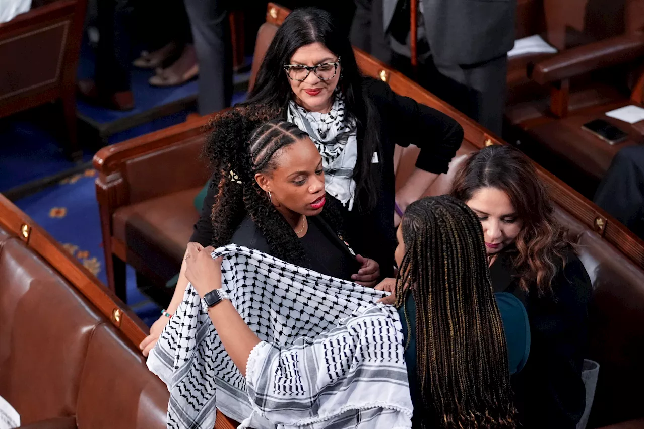 AOC helps Pennsylvania ‘Squad’ member Summer Lee who could lose seat over Israel