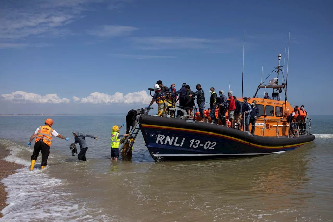 Sunak echa un pulso al Parlamento británico para aprobar su ley de deportaciones a Ruanda