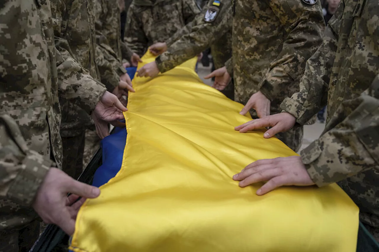 МИД Украины ввел запрет на консульские действия в отношении военнообязанных