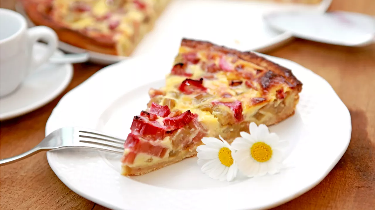 Himmlisches Angeber-Rezept: Rhabarber-Tarte mit Crème fraîche