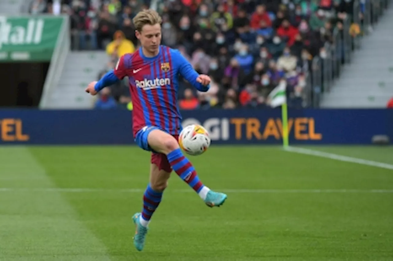 Reports: Barca’s De Jong to miss end of season with ankle sprain