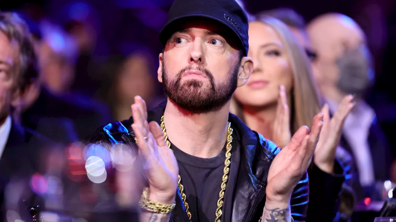 Eminem Celebrates 16 Years of Sobriety With Recovery Chip | United ...