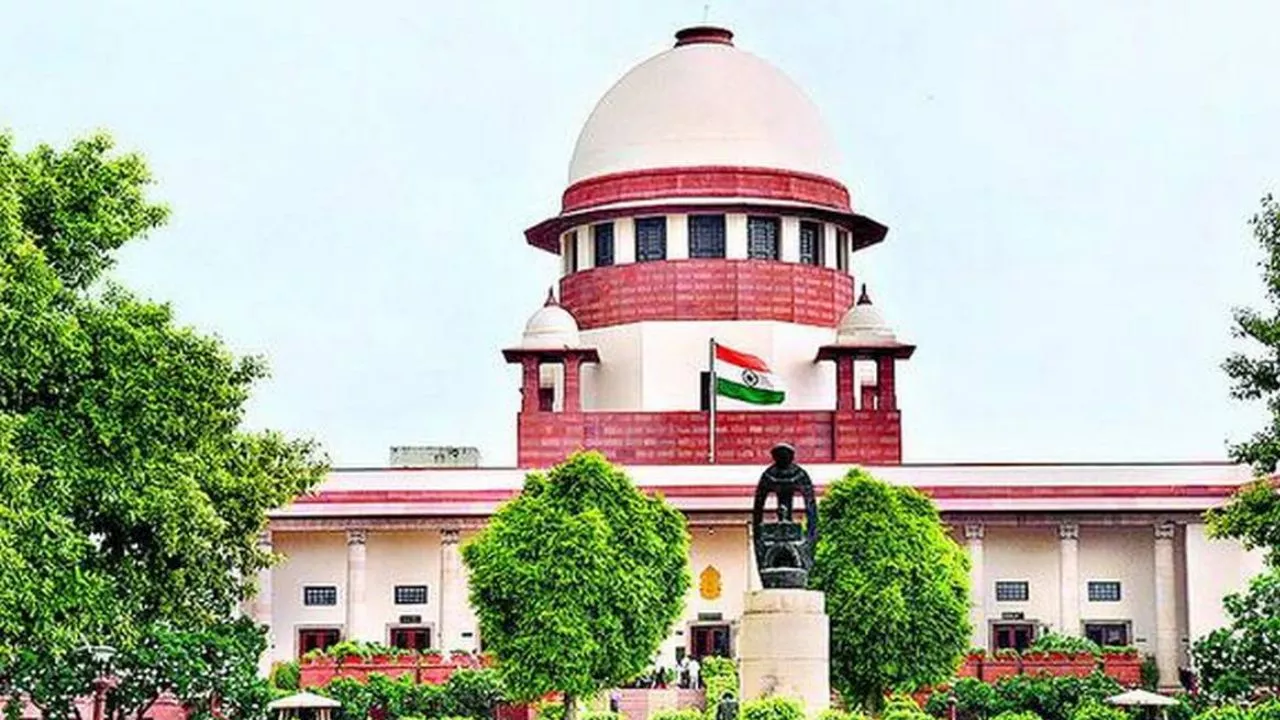 Supreme Court: सुप्रीम कोर्ट का बड़ा फैसला, 28 हफ्ते की गर्भवती रेप पीड़िता को दी अबार्शन की मंजूरी