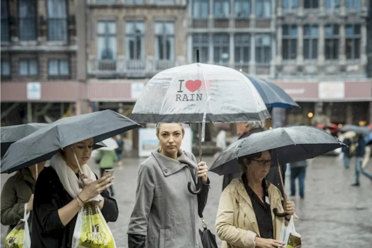 Het blijft maar slecht weer, en daar is één sector goed bij gebaat: “Een meevaller”