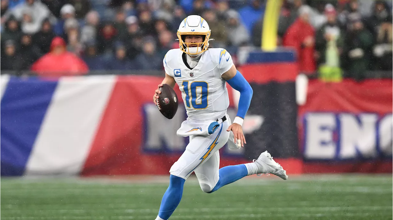 Chargers News: Where Justin Herbert Ranks Among 2020 Quarterbacks