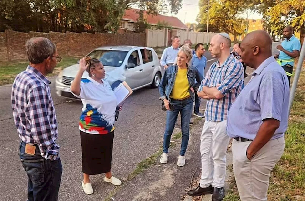 Savoy Estate and Waverly residents refuse to accept mediocre service from Johannesburg Water