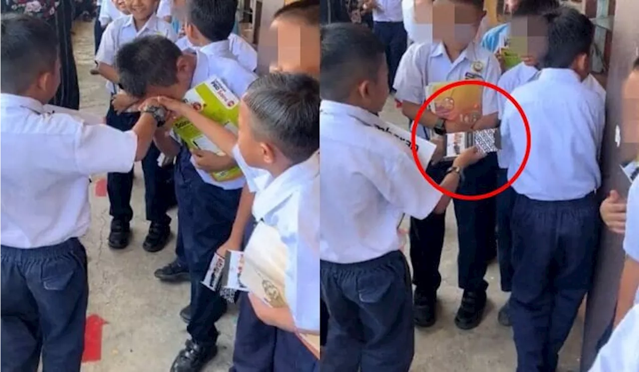 – Gelagat Murid Salam Tangan Rakan Untuk Terima Duit Raya Bikin Ramai Terhibur